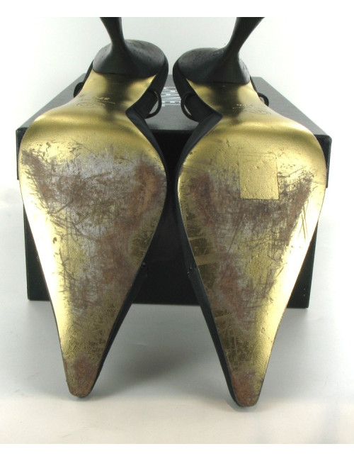 Escarpins CHANEL en tissu noir T 37,5