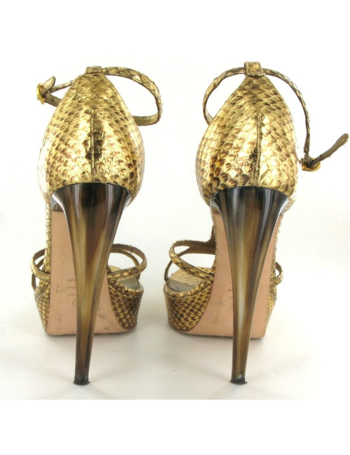 Escarpins ALEXANDER MCQUEEN en python doré