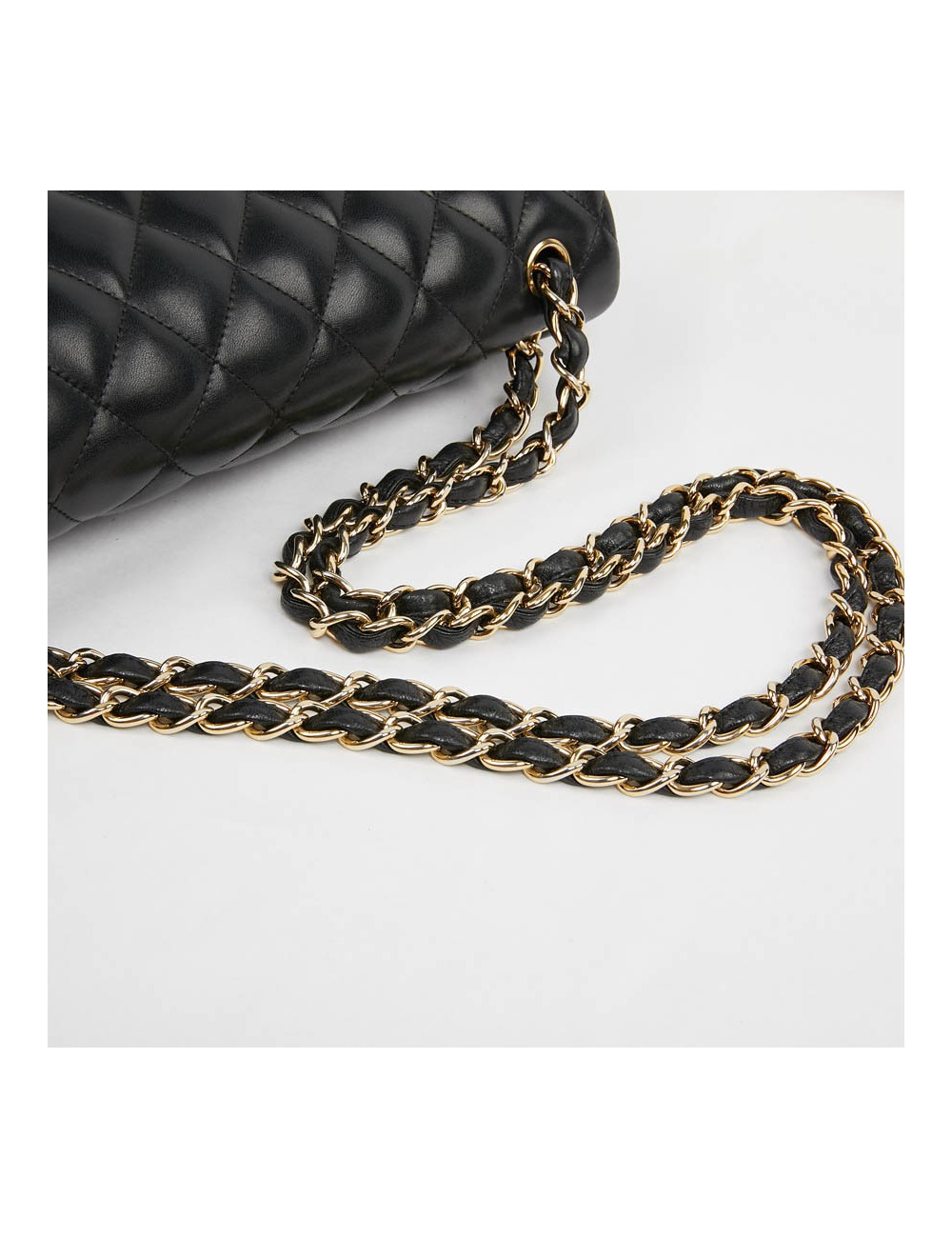 Grand sac classique CHANEL cuir matelassé noir