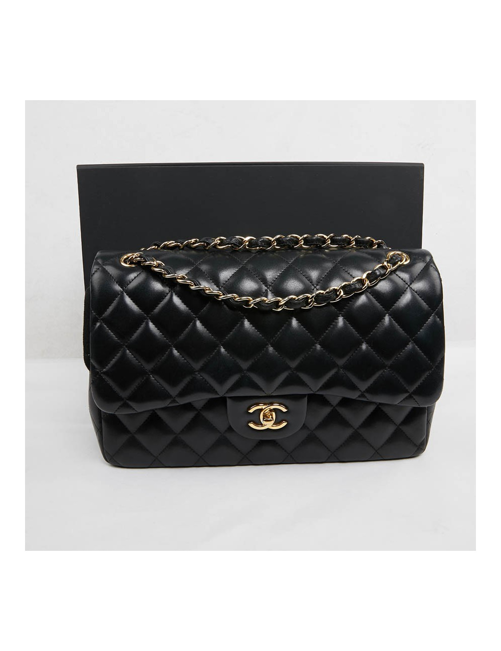 Chanel black  Jumbo quilted leather