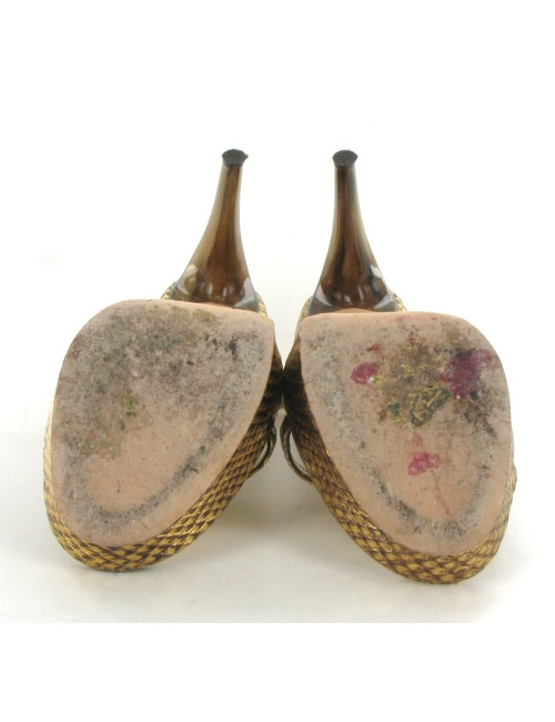 Escarpins ALEXANDER MCQUEEN en python doré