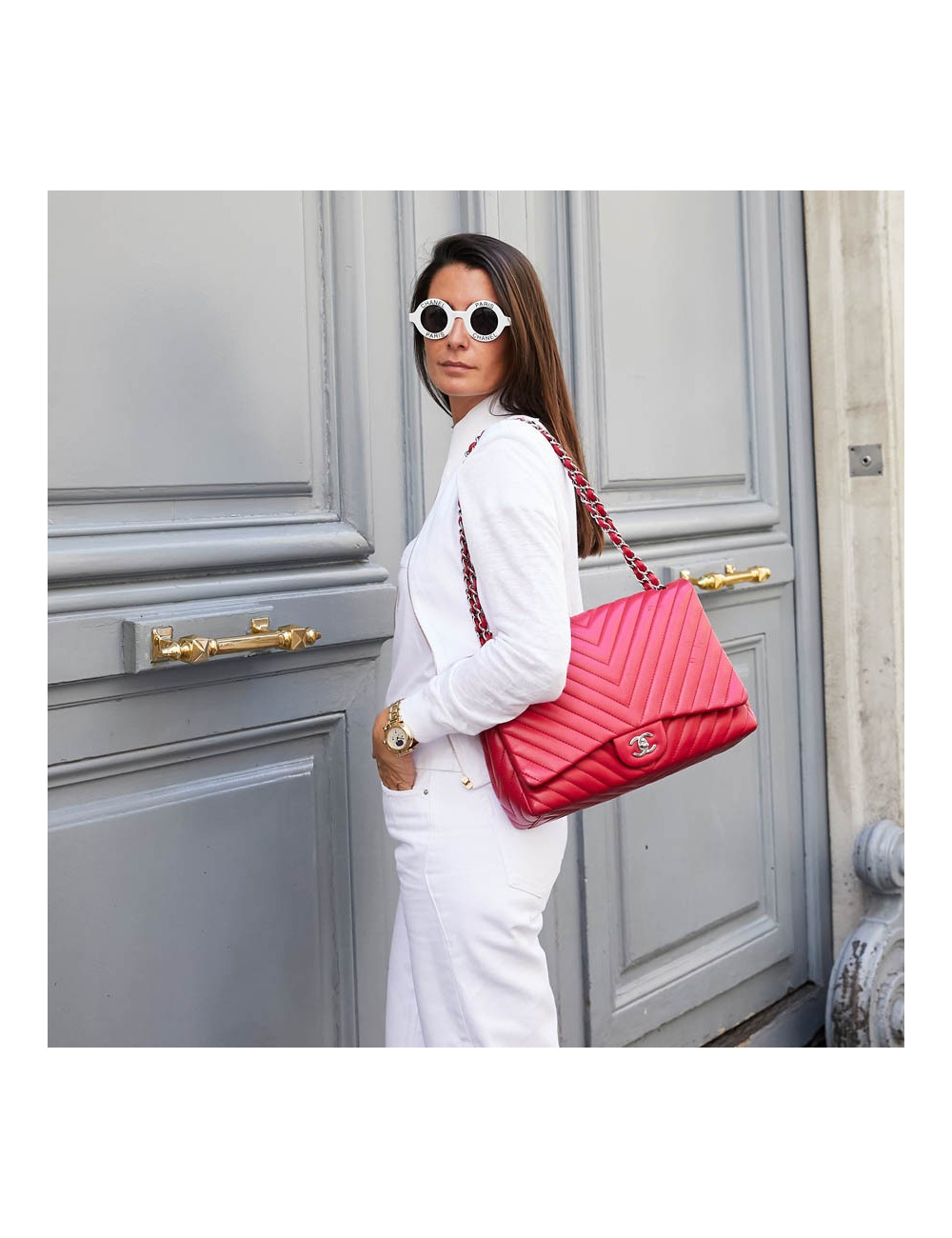 Sac souple CHANEL cuir semi brillant