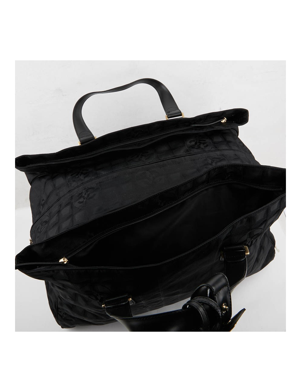 Valise roulante CHANEL toile monogramme