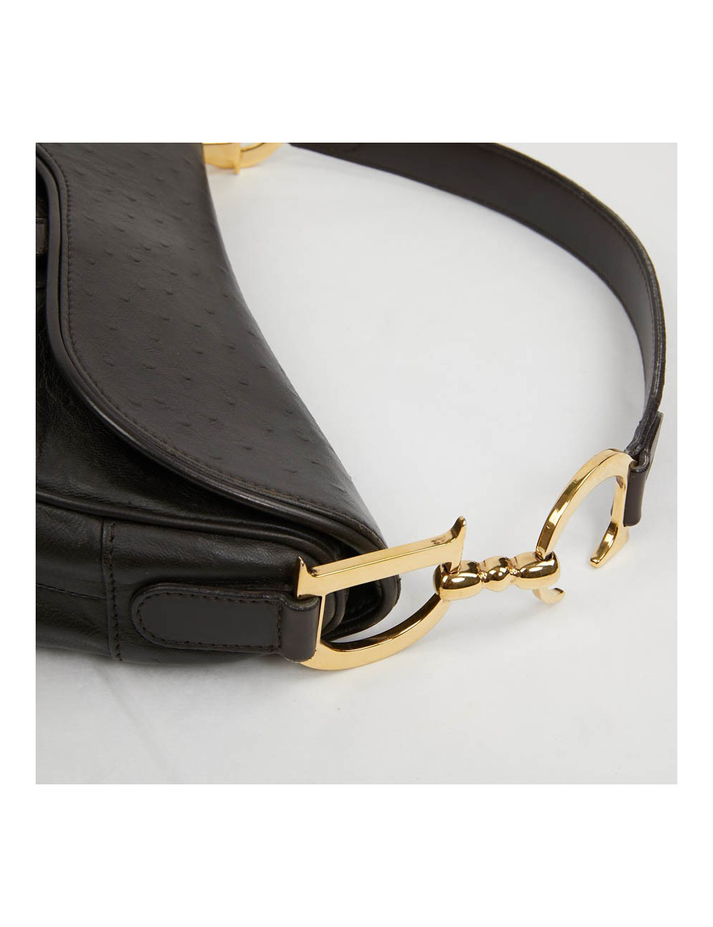 Saddle DIOR cuir façon autruche marron par John Galliano