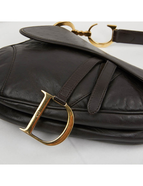 Saddle DIOR cuir façon autruche marron par John Galliano