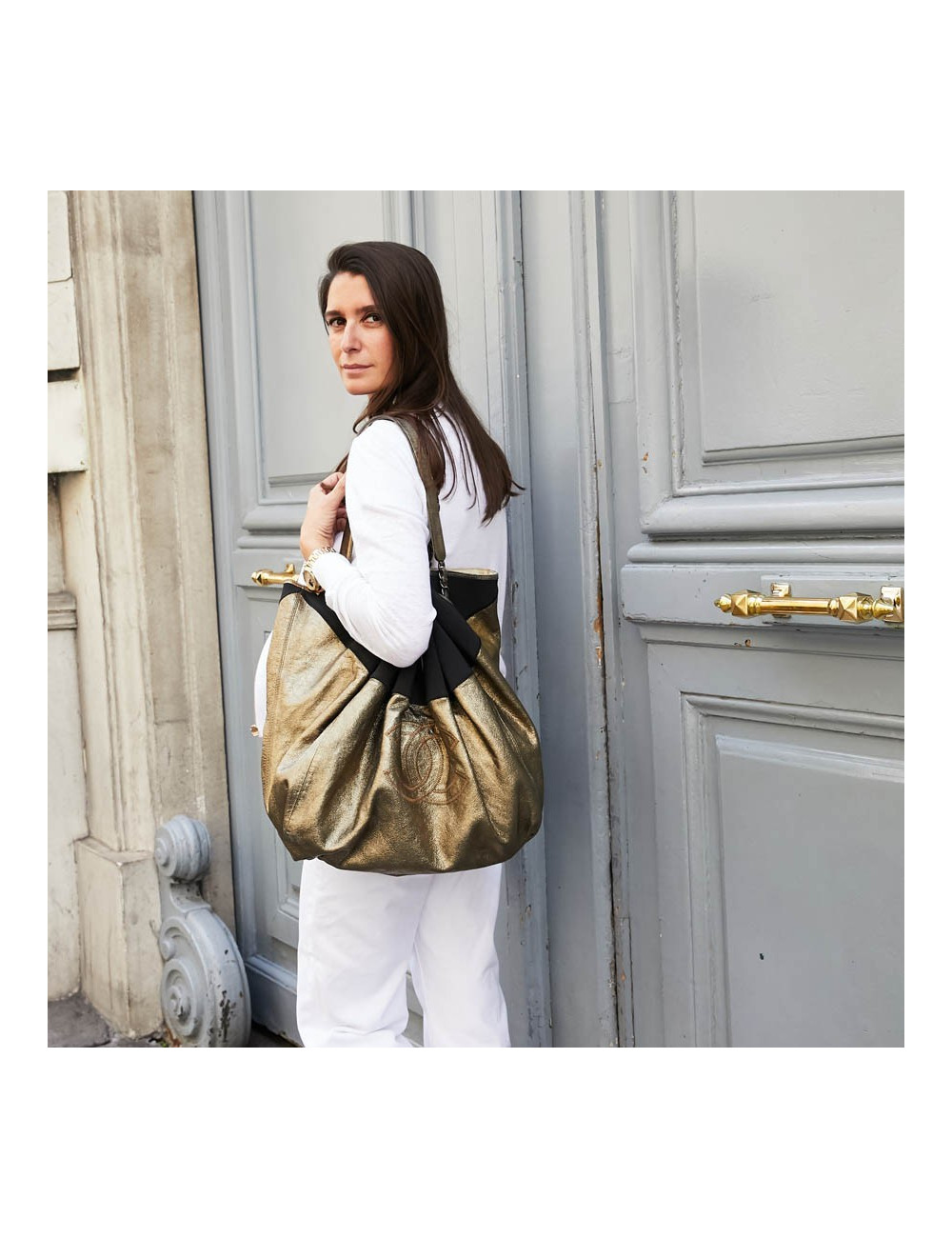 Grand sac Chanel doré brillant