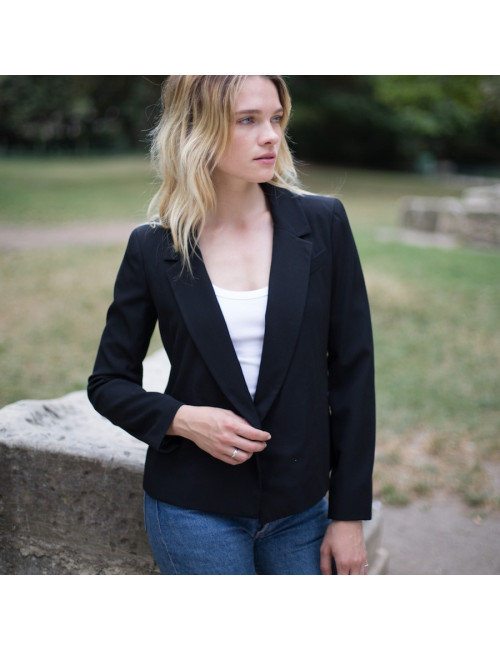 Veste T 34 CHANEL croisée  laine noire