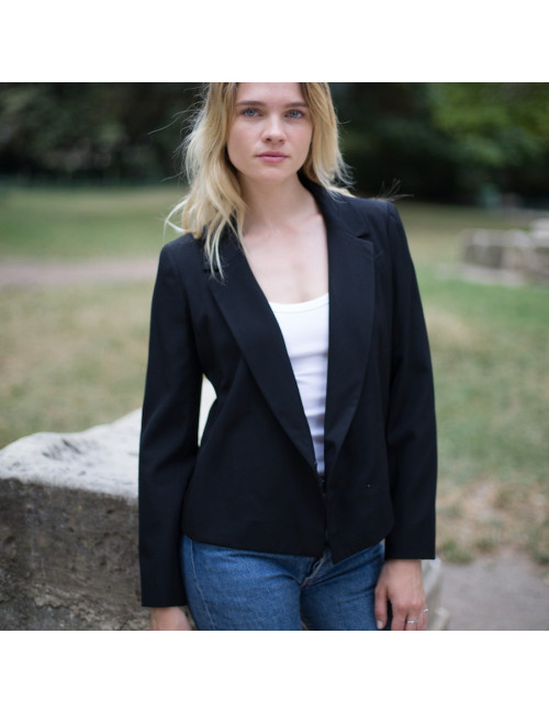 Veste T 34 CHANEL croisée laine noire