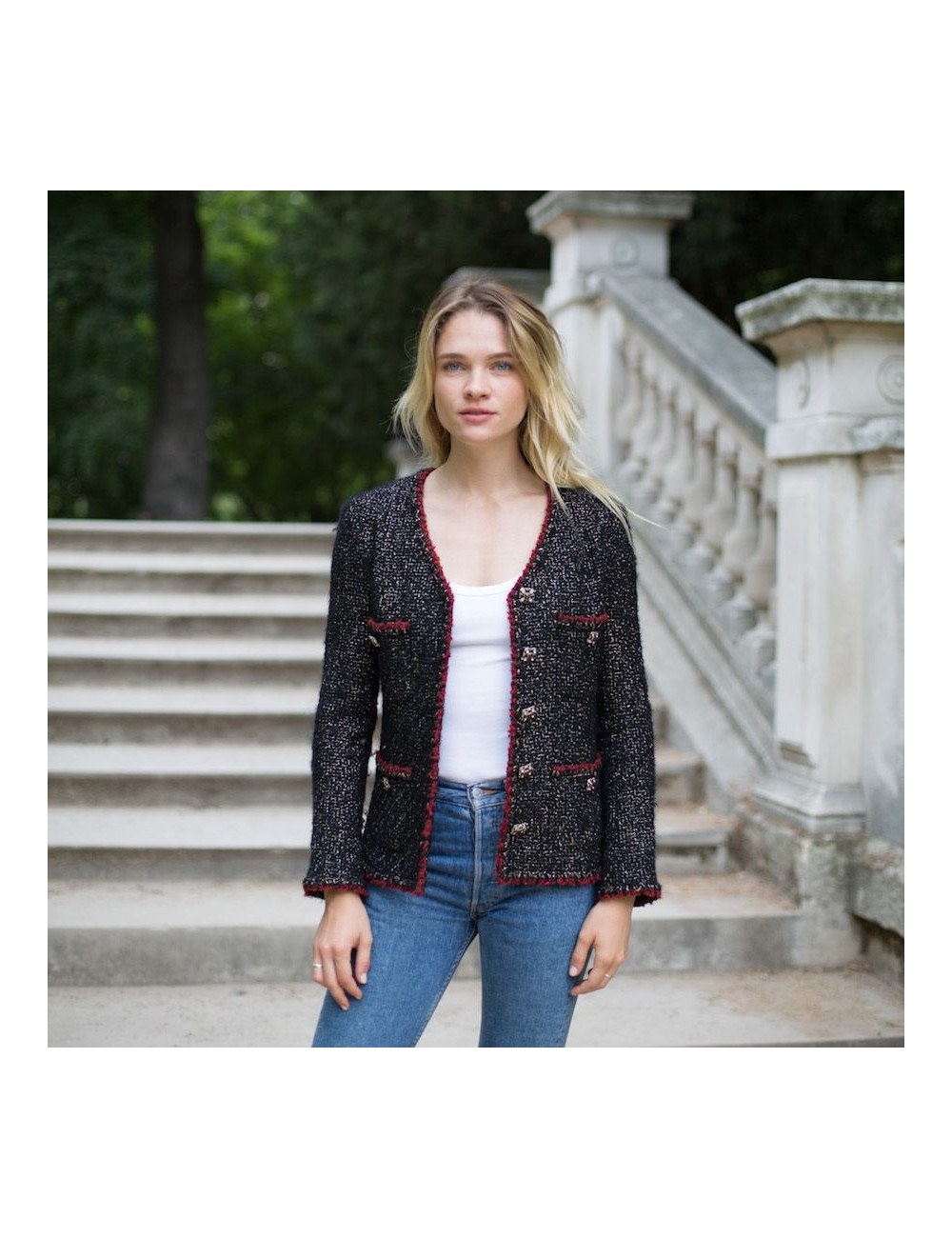 Veste 36 CHANEL tweed noir et fils dorés 