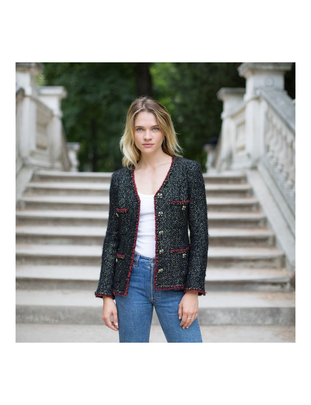 Veste 36 CHANEL tweed noir et fils dorés 