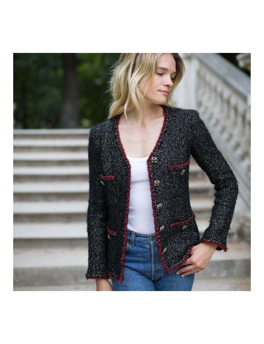 Veste 36 CHANEL tweed noir et fils dorés 