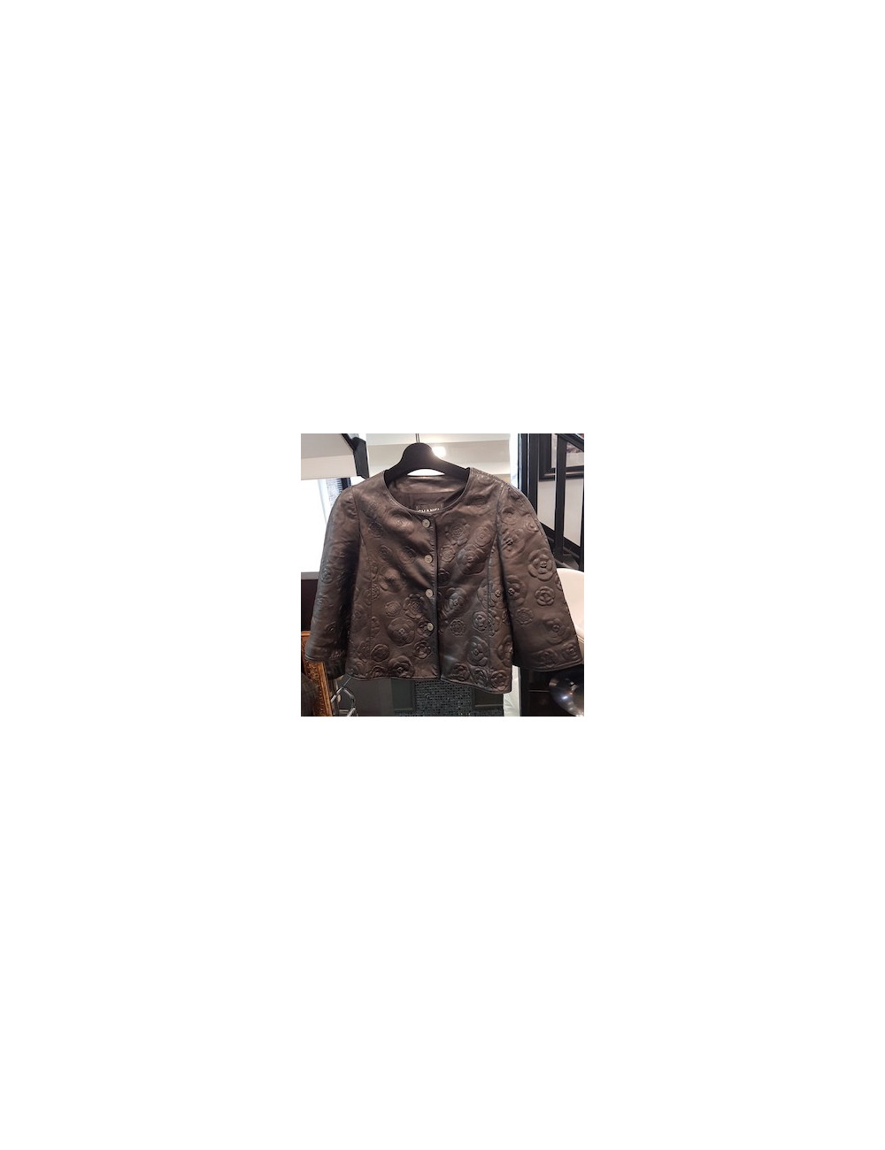 Veste en cuir CHANEL T38
