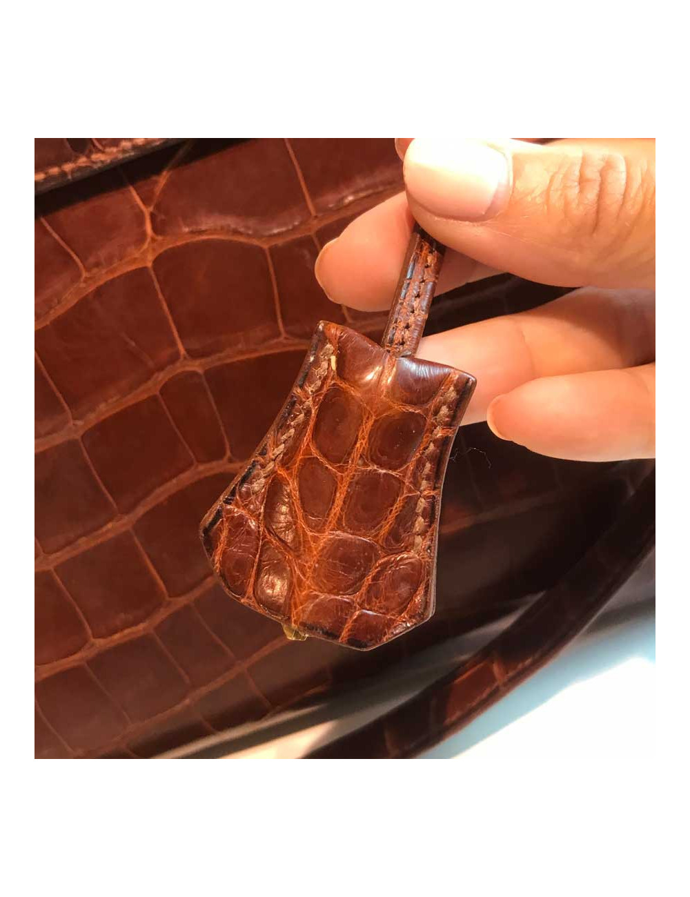 Kelly 32 alligator mat HERMES marron bijouterie or