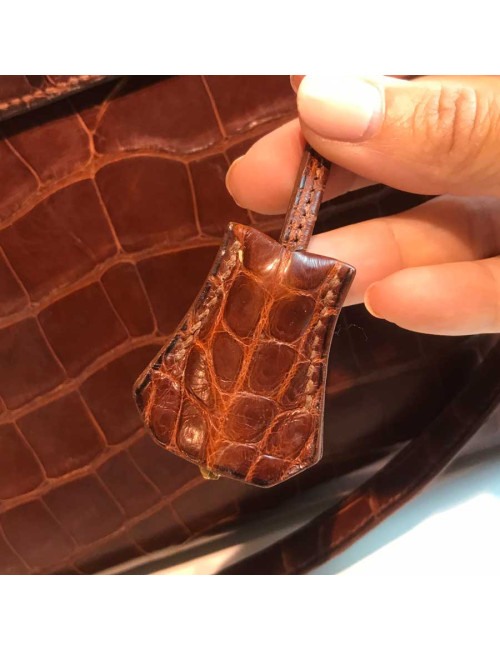 Kelly 32 alligator mat HERMES marron bijouterie or
