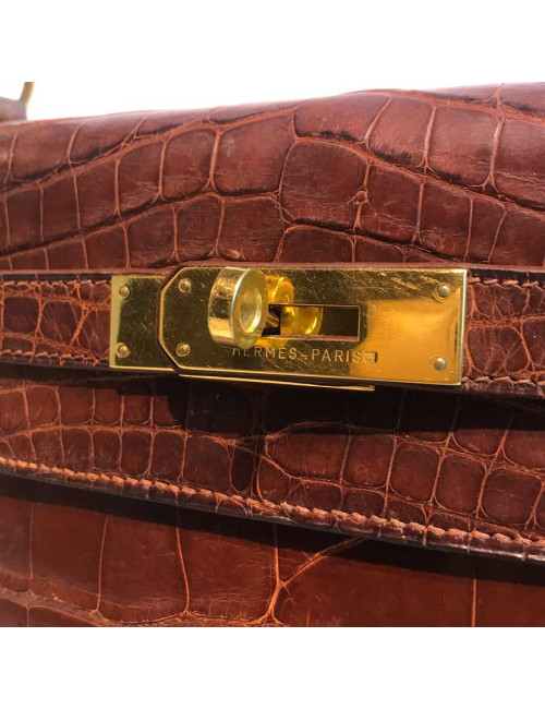 Kelly 32 alligator mat HERMES marron bijouterie or