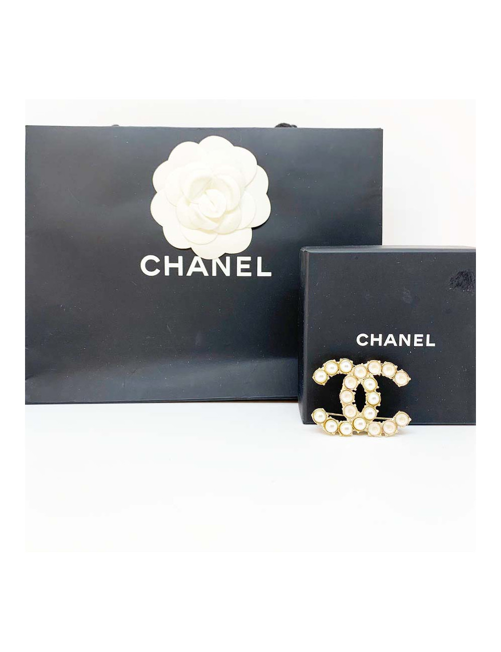 Broche CHANEL dorée