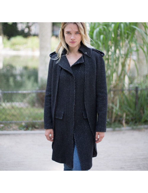 Manteau CHANEL T36 laine noire et fils d'argent