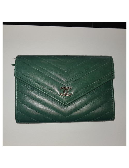 Portefeuille Timeless CHANEL cuir chevrons vert