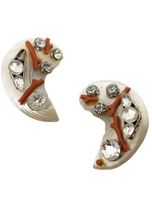Boucles d'oreille nacre, corail et brillants