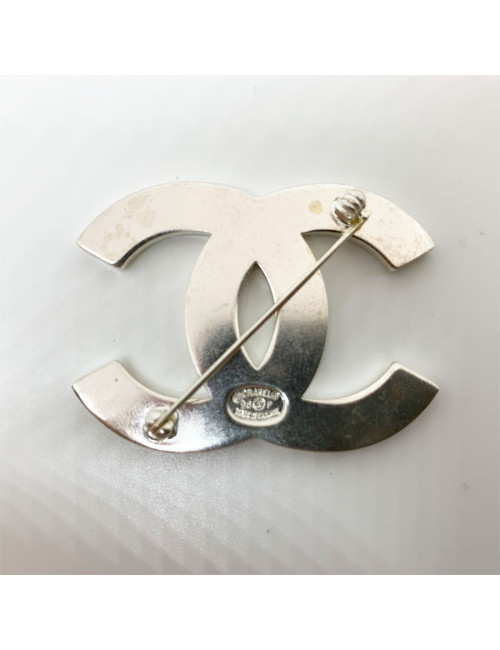 Broche CHANEL CC argenté