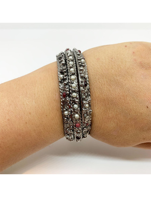 CHANEL silver, ruby and pearly beads 3 bracelet set