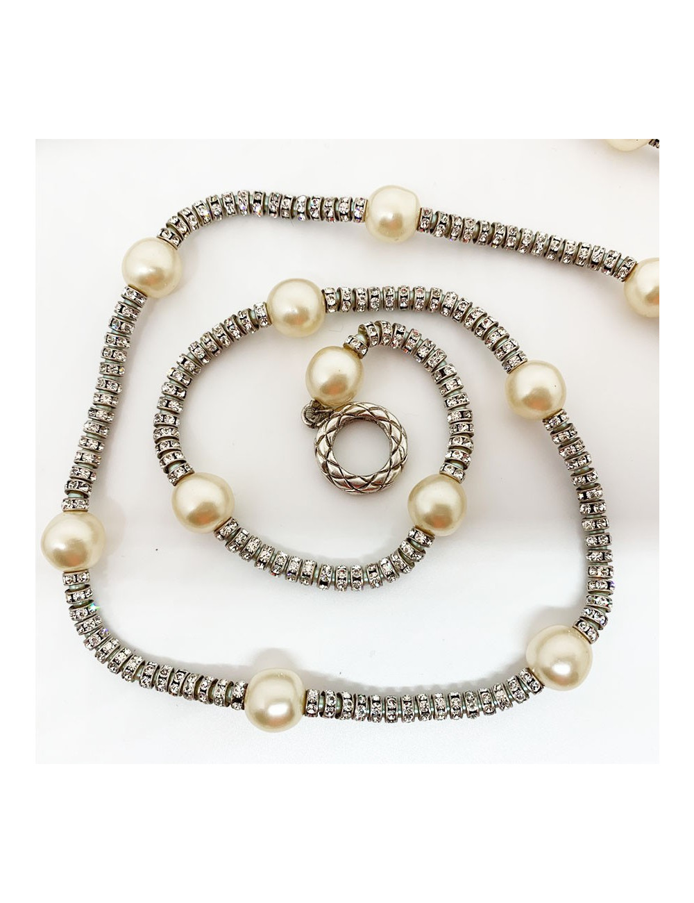 Sautoir Chanel perles et strass