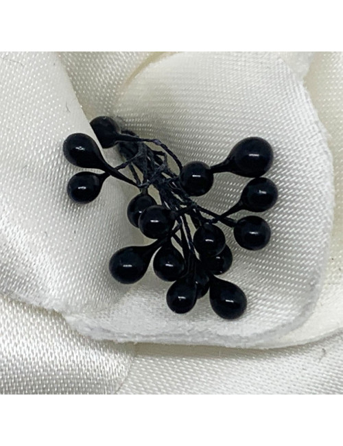 Broche CHANEL camélia blanc et feuilles noires