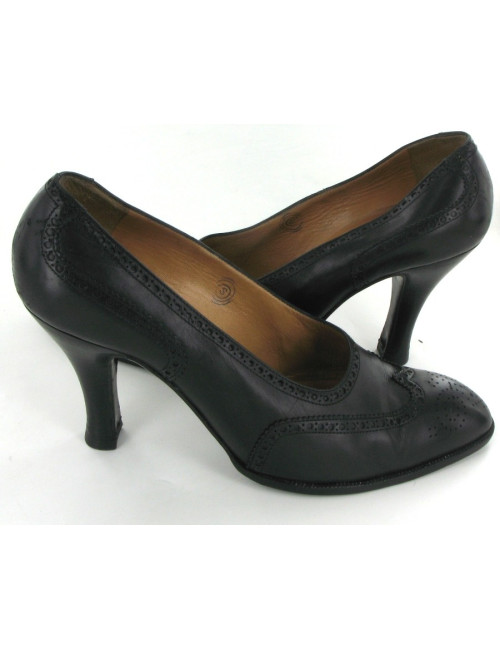 Escarpins HERMES en cuir perforé noir T 40