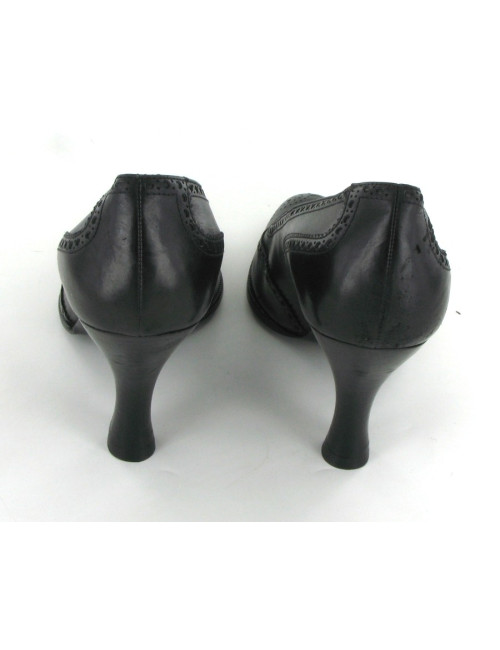 Escarpins HERMES en cuir perforé noir T 40