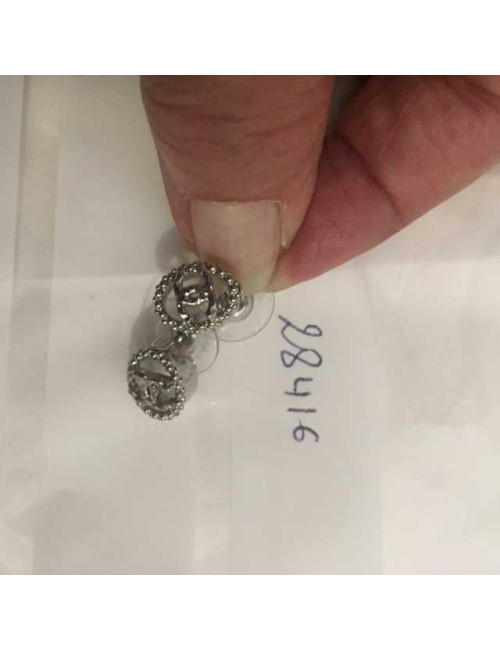 Boucles d'oreille CHANEL clous argent