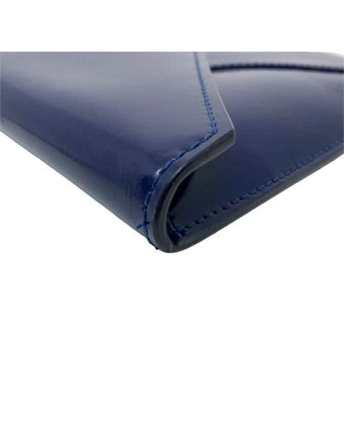 Pochette VIVIENNE WESTWOOD cuir verni bleu roi