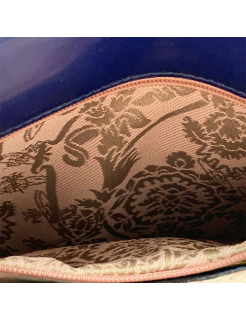 Pochette VIVIENNE WESTWOOD cuir verni bleu roi