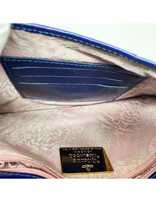Pochette VIVIENNE WESTWOOD cuir verni bleu roi