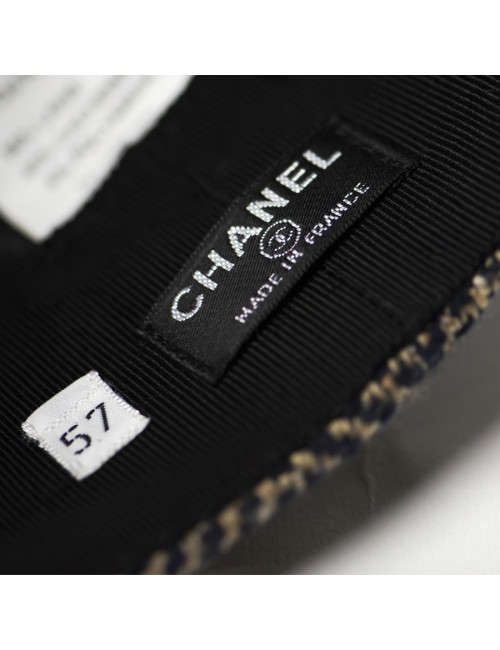 Casquette CHANEL T57 chevrons beige et bleu