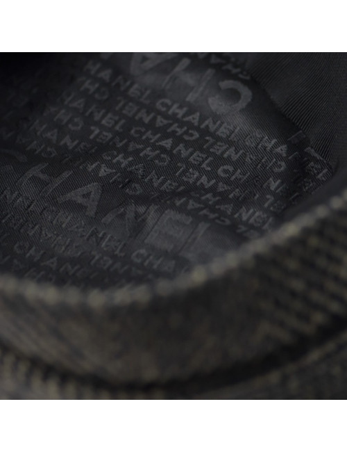 Casquette CHANEL T57 chevrons beige et bleu