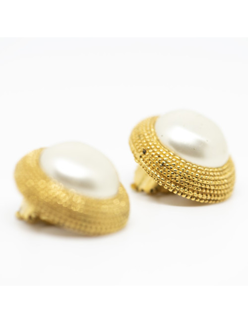 Clips CHANEL nacrés vintage