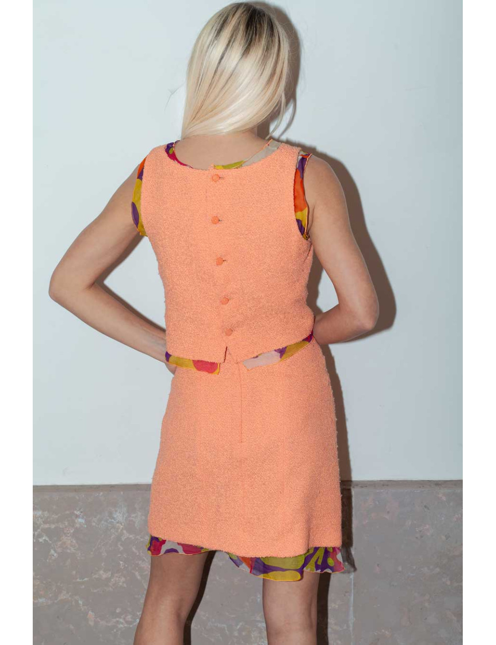 All CHANEL T 34 en top and skirt coral