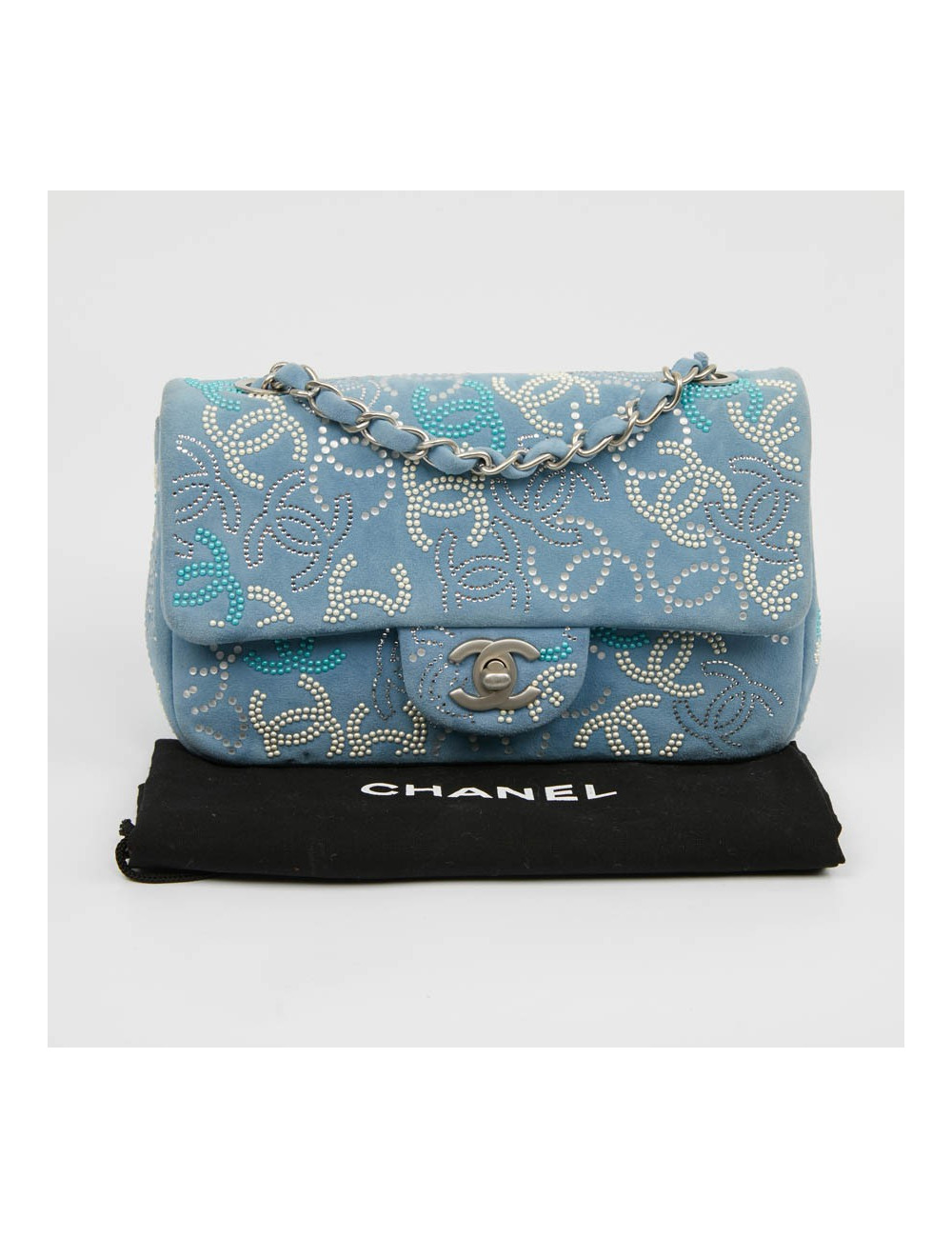 Petit sac classique CHANEL bleu perles 