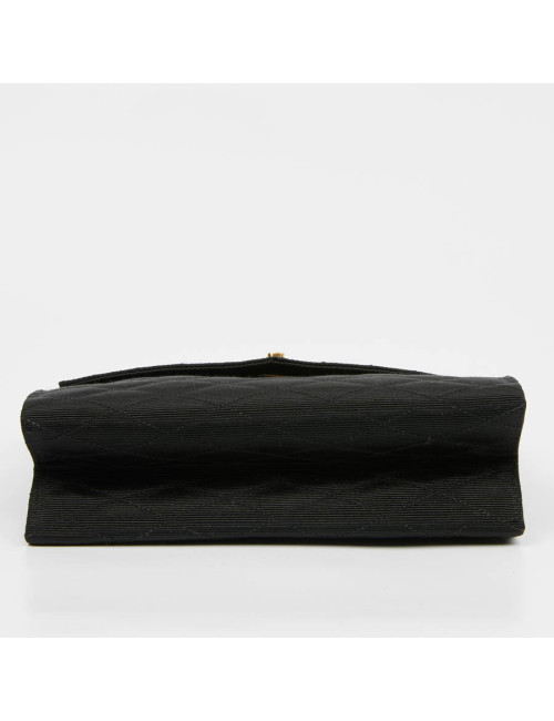 Sac pochette CHANEL en tissu noir matelassé