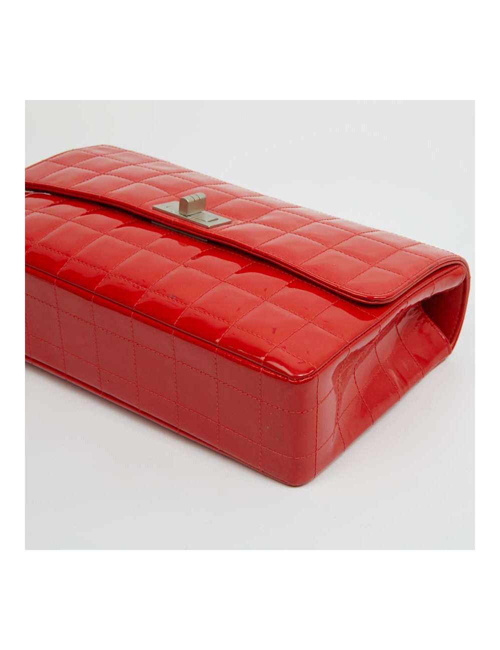 Sac 2.55 CHANEL cuir verni rouge Vintage