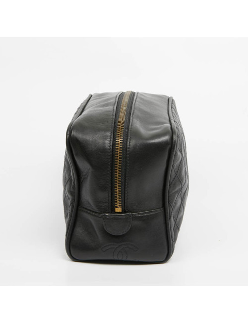 Trousse de toilette CHANEL cuir d'agneau matelassée noire