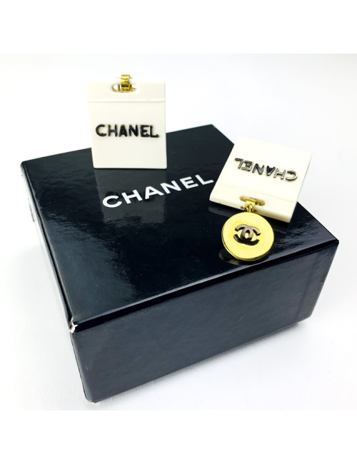 Clips d'oreille CHANEL sacs beige