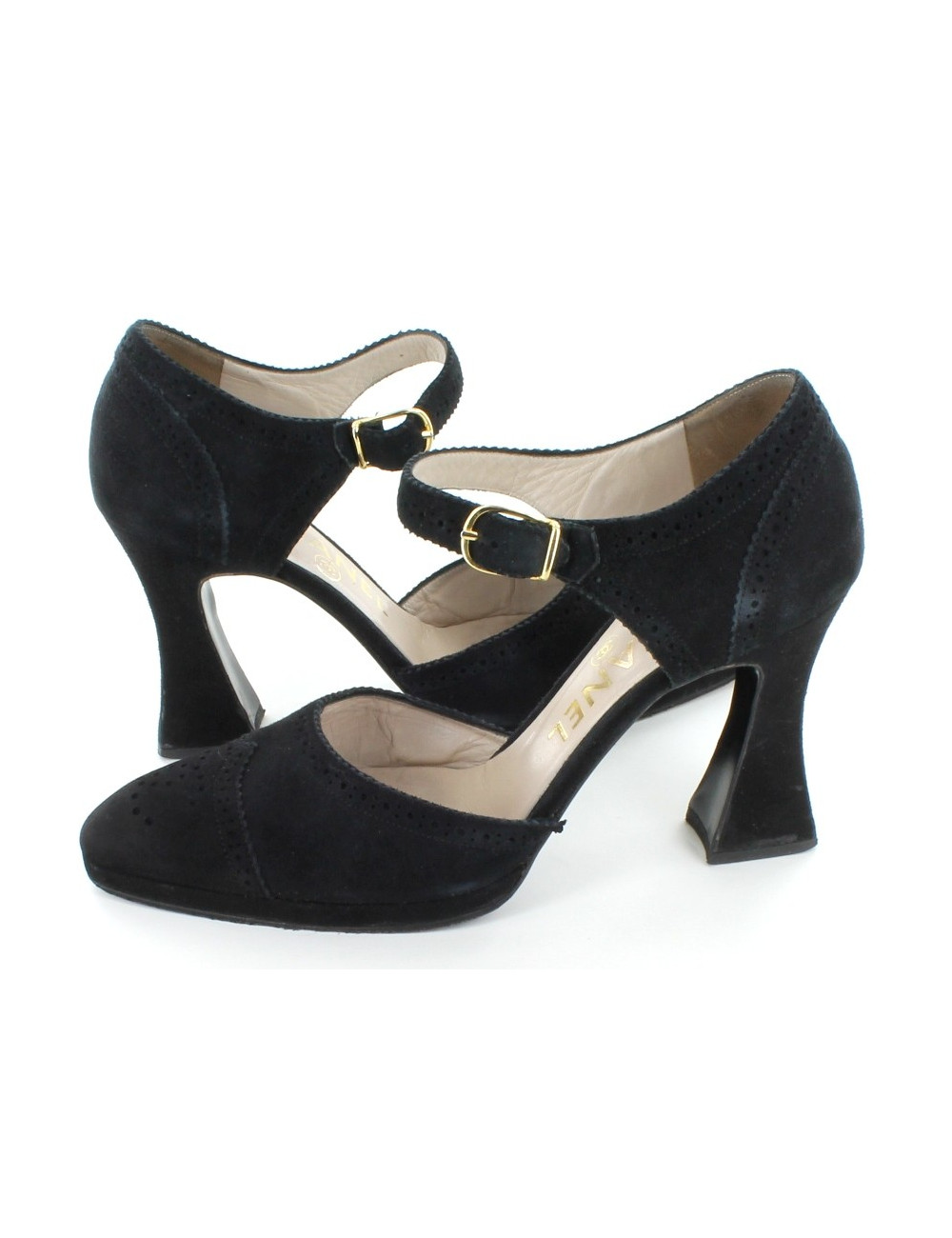 Escarpins CHANEL en veau velours noir T 36,5 