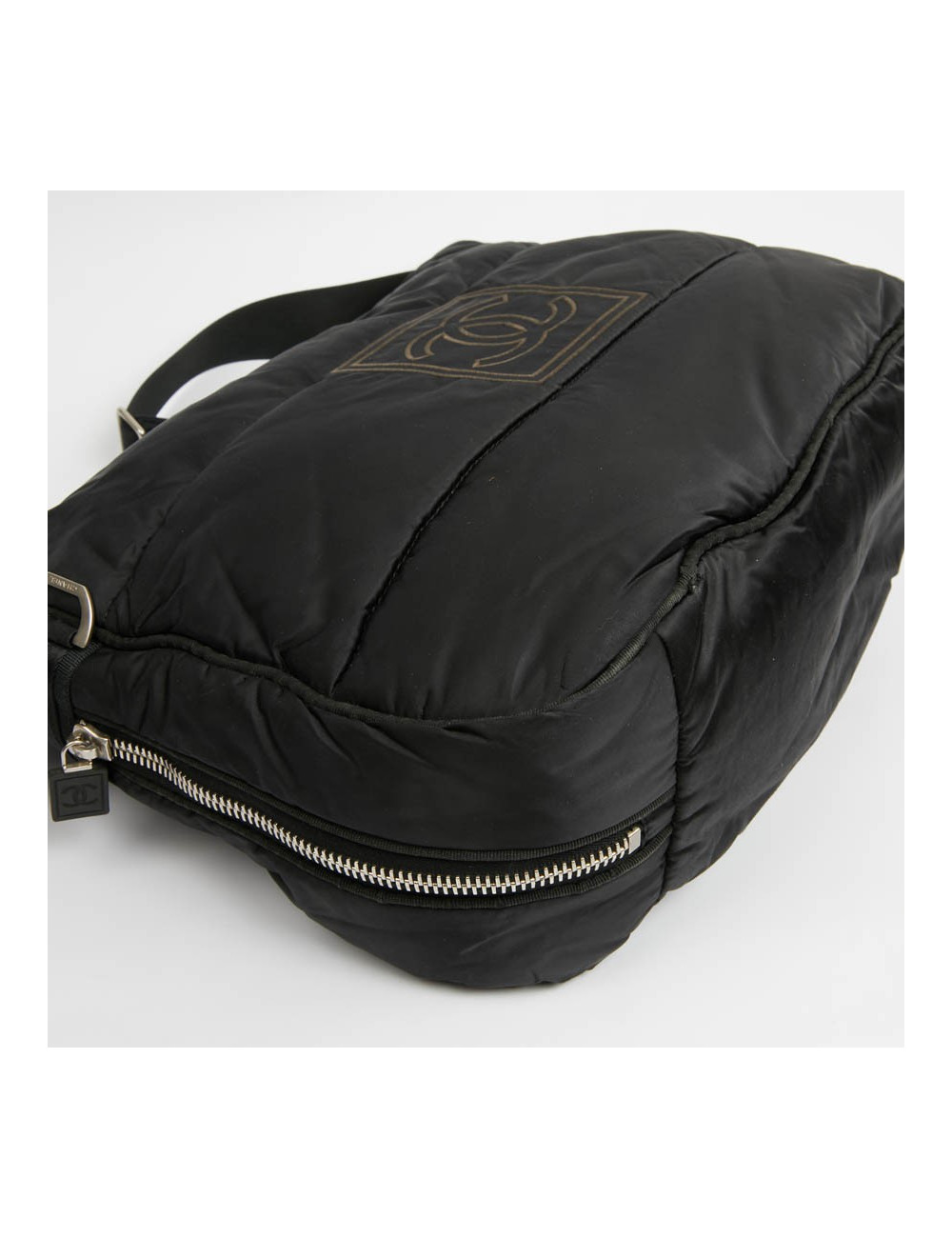 Sac besace CHANEL noir