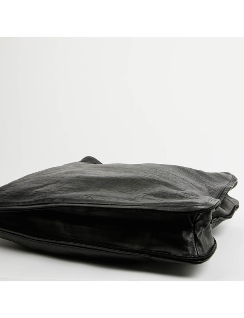 Cabas CHANEL cuir embossé noir