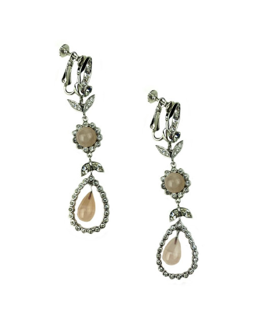 Boucles d'oreille Clous DIOR pendantes 