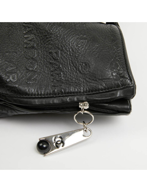Cabas CHANEL cuir embossé noir