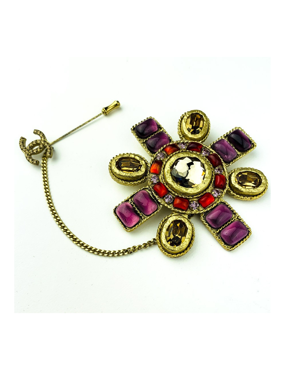 CHANEL Chatelaine croix