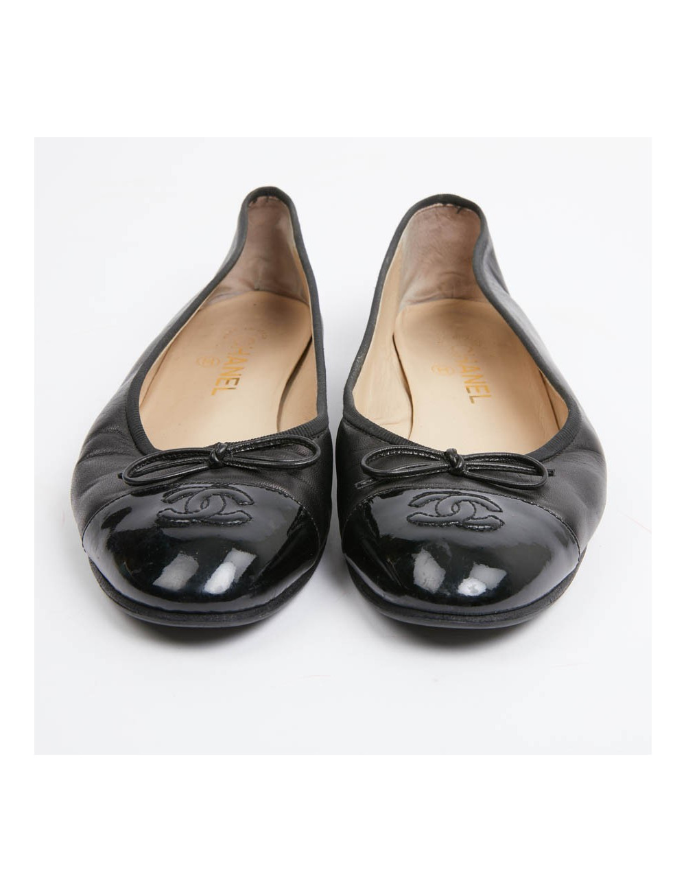 Ballerines T 40,5 CHANEL cuir noir