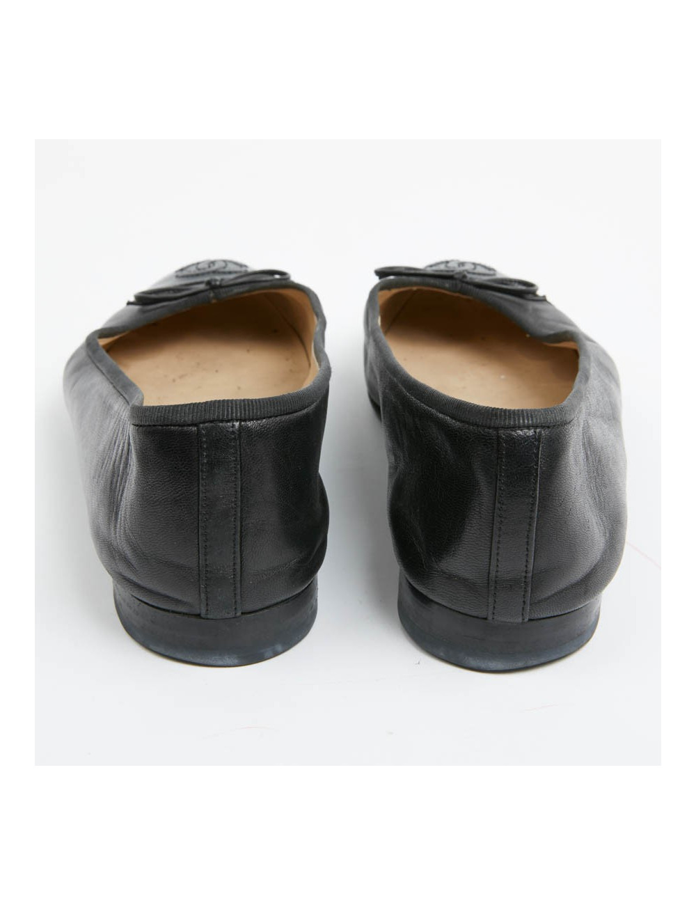 Ballerines T 40,5 CHANEL cuir noir
